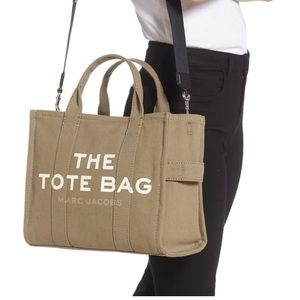 Marc Jacobs the tote bag
